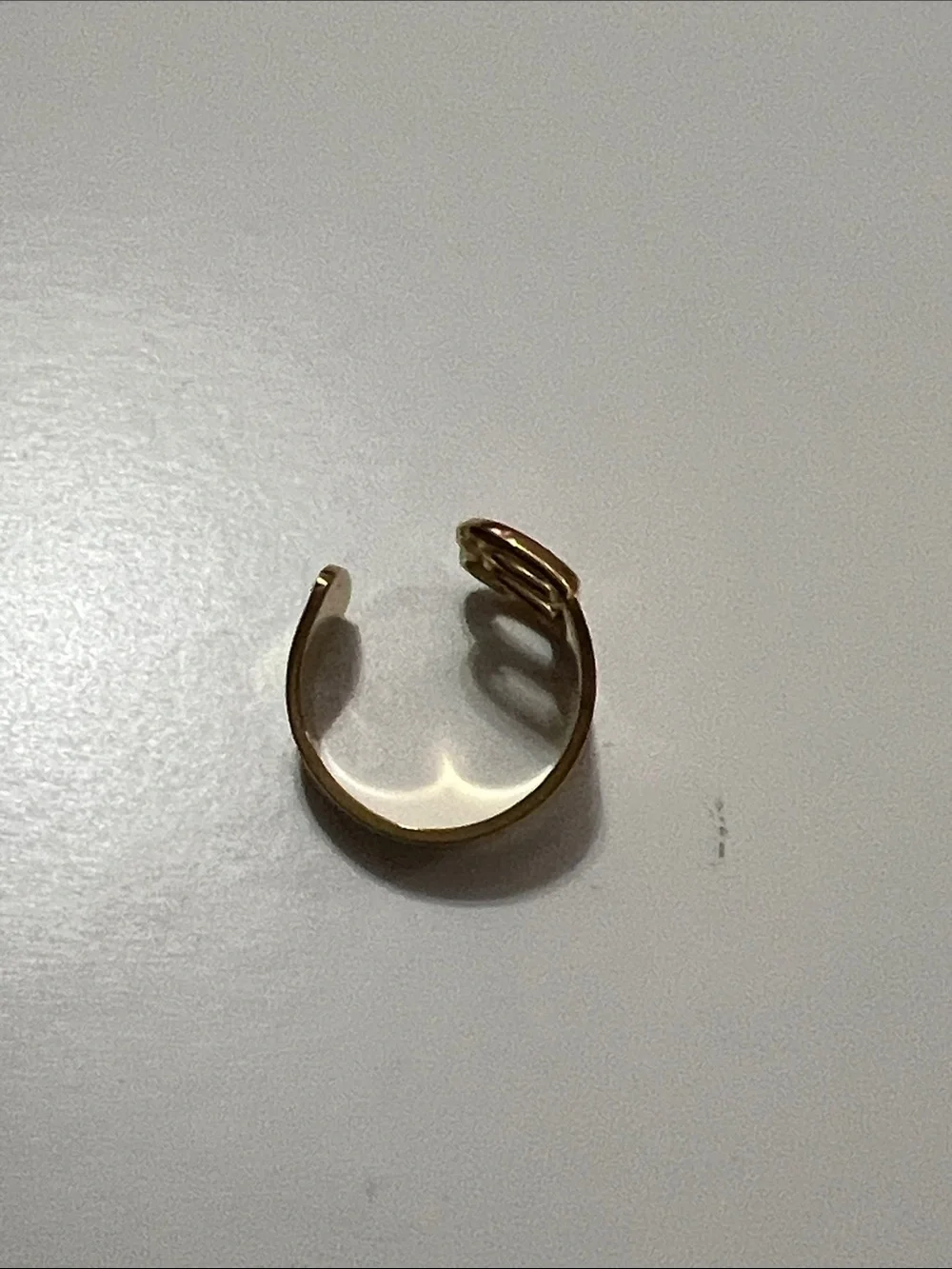 Plunder Gold tone B Initial Ring   Adjustable. Stainless steel